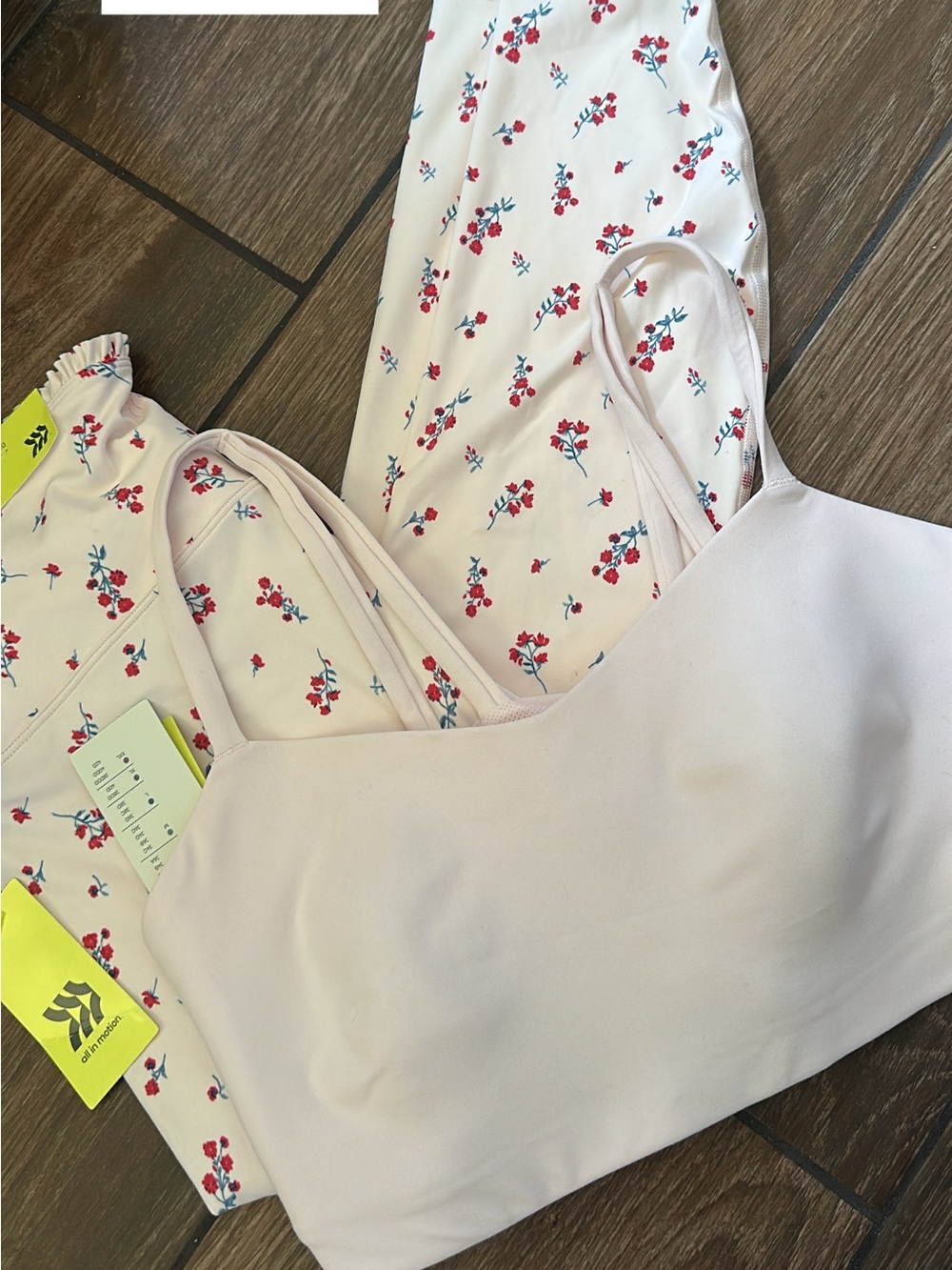 Pink leggins and sport bra all in motion set